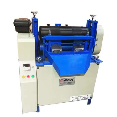 1-15cm largeur de tricot machine de fabrication de pompom circulaire pour les besoins du client