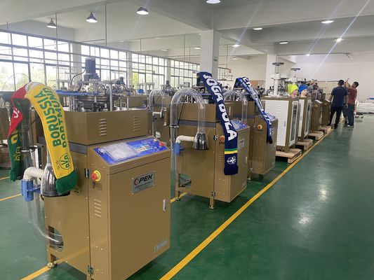 Machine de tricot de chapeau et écharpe personnalisée pour les amateurs de football avec 800 pièces par jour