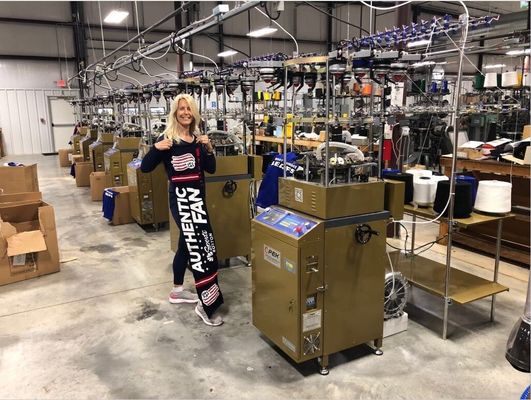 Machine de tricot de chapeau et écharpe personnalisée pour les amateurs de football avec 800 pièces par jour