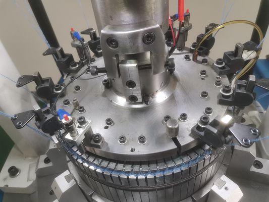 2024 Travaux de tissage de motifs pour chapeaux à côtes circulaires automatiques Matériaux de machines à tricoter