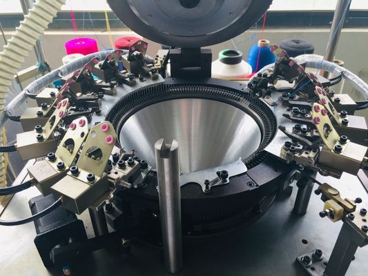 Machine à tricoter à haute vitesse à chapeau et écharpe circulaire à haute résistance au vent pour multi-gauge par OPEK