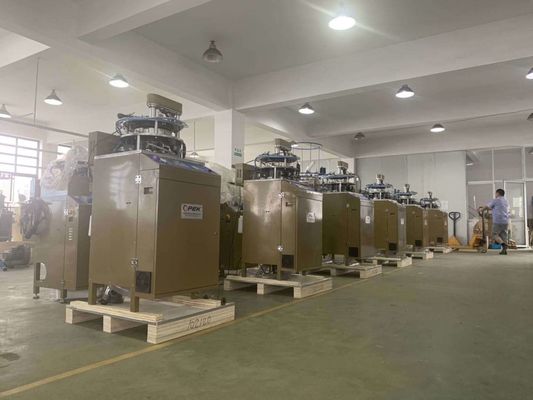 Machine à tricoter pour tapis circulaires à coupe en boucle de Jacquard à 52 pouces au Mexique