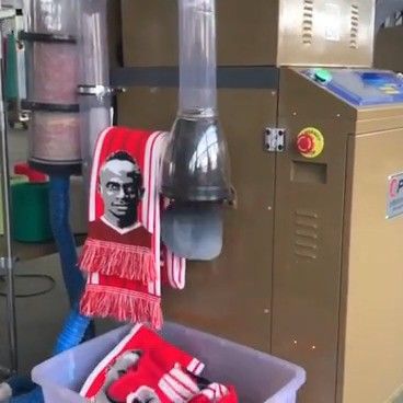 Petit diamètre Opek acrylique bonnet chapeau de football foulards machine à tricoter avec 90-120RPM