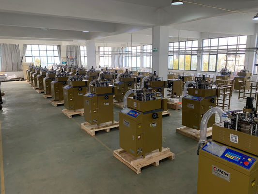 Machine à tricoter pour écharpe à cylindre de 9 pouces entièrement informatisée pour une production à grande vitesse 325 kg