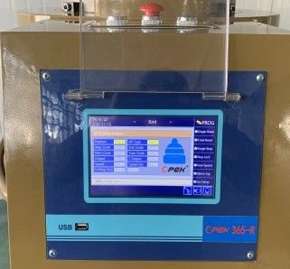 Machine à tricoter pour accessoires d'hiver entièrement informatisée par OPEK
