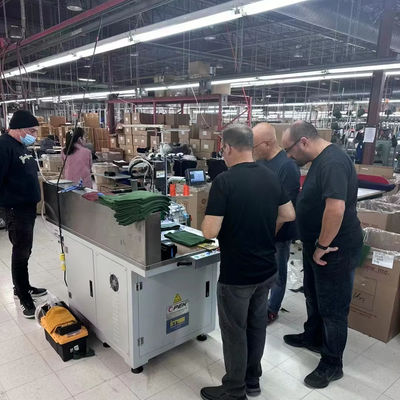 Machine à coudre à capuche tricotée avec une capacité de 300-400 pièces/heure