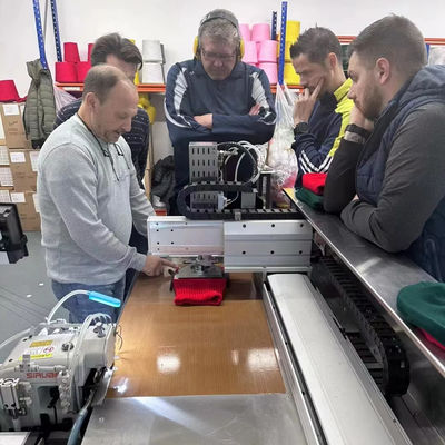 1500W Voltage 220V 50/60HZ Machine à coudre automatique à capuche tricotée pour le marché