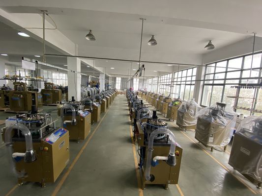Machine automatique de fabrication de foulards à bonnet tricoté de 1W avec certification CE ISO
