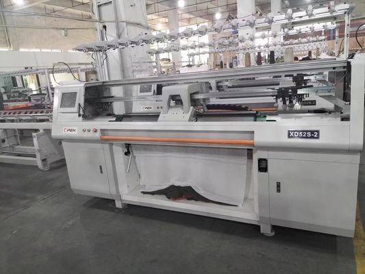Machine de tricot à double système à chariot unique pour pull multifonctionnel