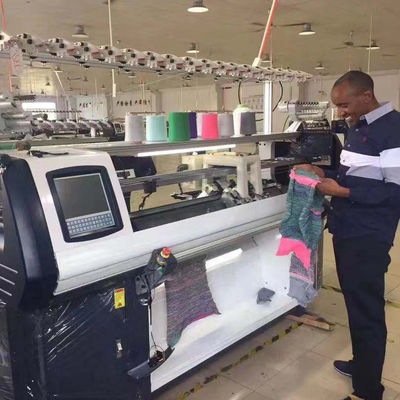 Machine à tricoter à haute vitesse économique de type cardigan professionnel pour les fermes