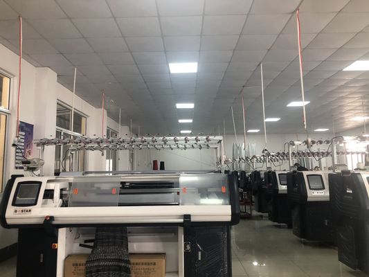 Machine à tricoter à haute vitesse de pull jacquard pour le tricot plat sans couture