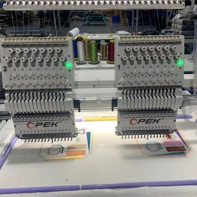 Machine de broderie informatisée portable à 2 têtes avec une puissance de 600 W et une surface de 450 * 440 mm
