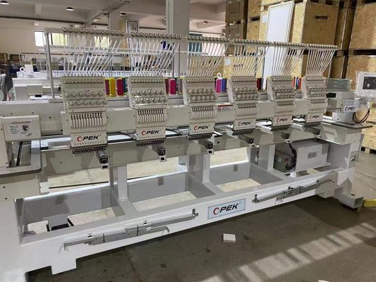 Machine de broderie informatique à haute précision 12 couleurs 6 têtes avec système de contrôle Dahao