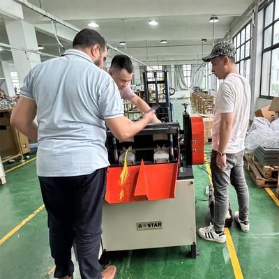 Autres machines de fabrication de franges avec exigences du client