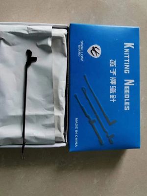 Service après-vente Support technique vidéo Aiguille de tricot SWALLOW pour machine à tricot plat Blanc