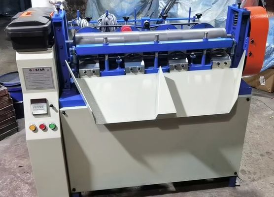 Découvrez le tricot à la courbe comme jamais auparavant avec 5000 PCS/HOUR Key Chain Pompom Machine