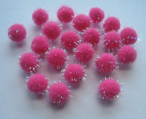 Machine à tricoter automatique à pompom à grande vitesse pour la production de pompom à bonnet de premier ordre