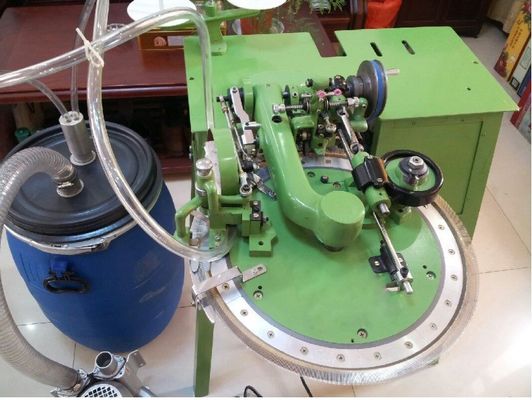 Machine à relier les motifs de tricot à la technologie de transfert de système unique pour le pull