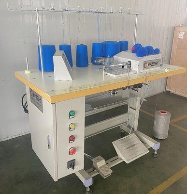 Machine de fabrication de pompons à grande vitesse avec une capacité de fil sophistiquée et sans contrôle informatisé