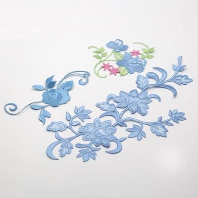 La plus récente machine de broderie informatisée à 2 têtes de conception avec une surface de broderie de 400*450