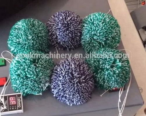 1.5-15cm largeur de tricot Machine de fabrication de pompom haute vitesse avec 7 GG Gauge