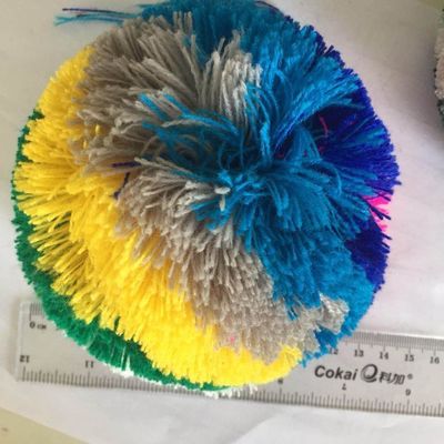 Machine à coudre à pompon professionnel pour tricoter largeur 1,5-15 cm et poids 55 kg