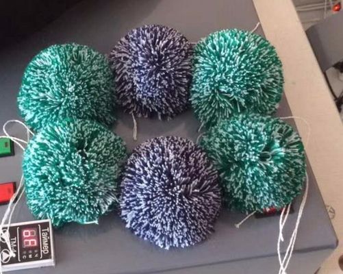 1-15cm largeur de tricot machine de fabrication de pompom circulaire pour les besoins du client