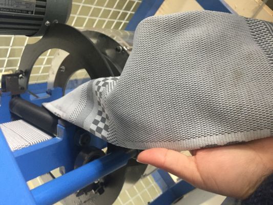 Machine de fabrication de la rotule de Jacquard pour les genouillères sportives