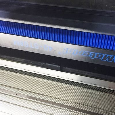 Machine à tricoter à col plat à trois roues à roulettes simples pour pull Jacquard 80 pouces